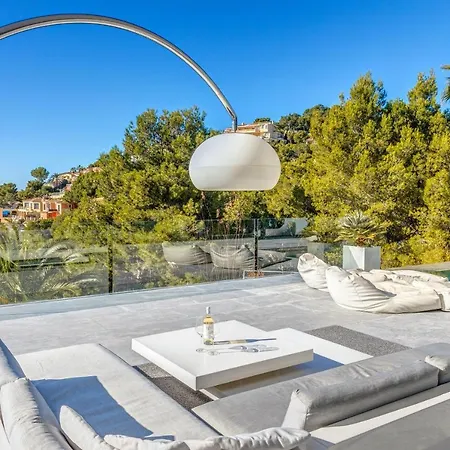 Casa Blanca En Bella Vista Коста-де-ла-Кальма
