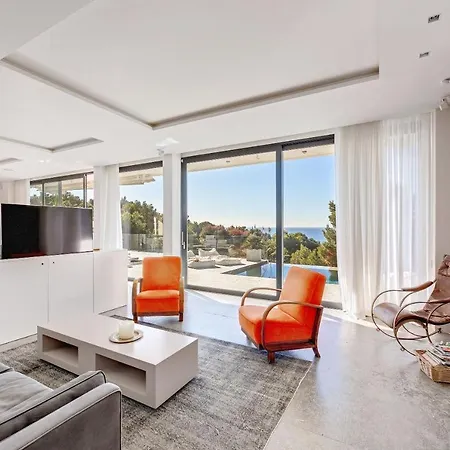 Casa Blanca En Bella Vista * Коста-де-ла-Кальма